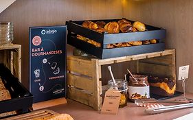 Aparthotel Adagio Access Paris Massy Gare